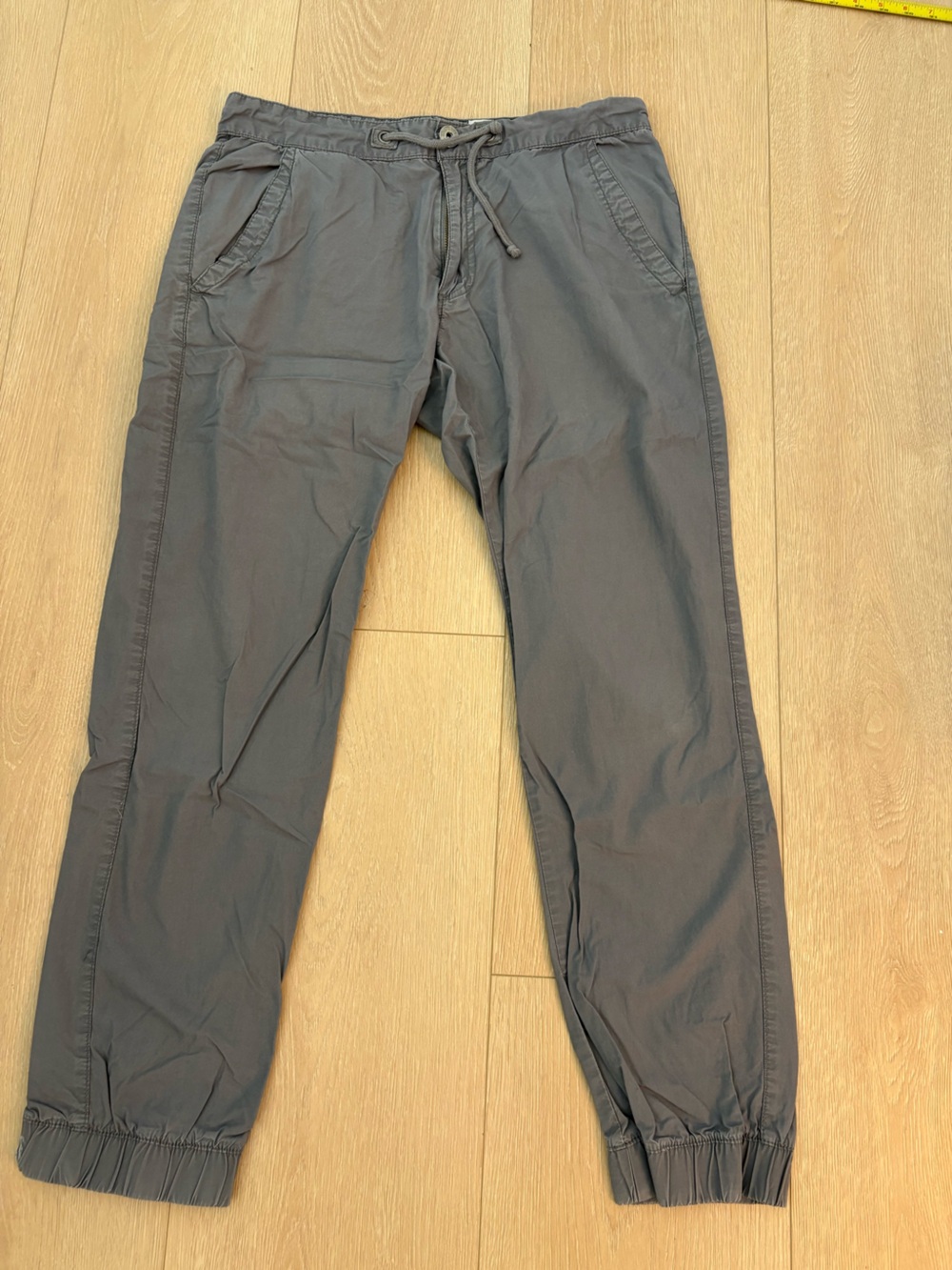 INC International Concepts Men's Gray Drawstring Jogger Chinos